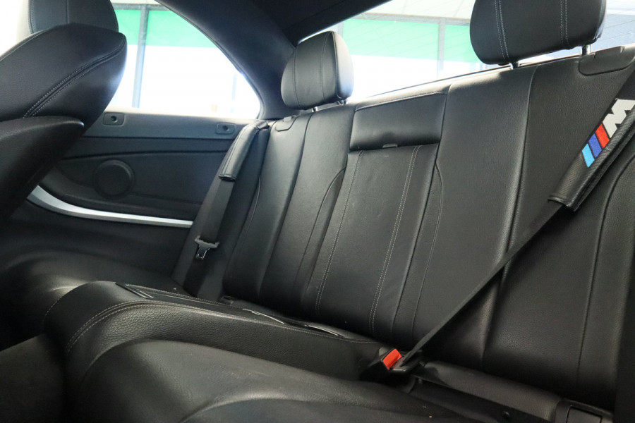 BMW 4 Serie Cabrio 420i High Executive Cruise/Climate M Sport
