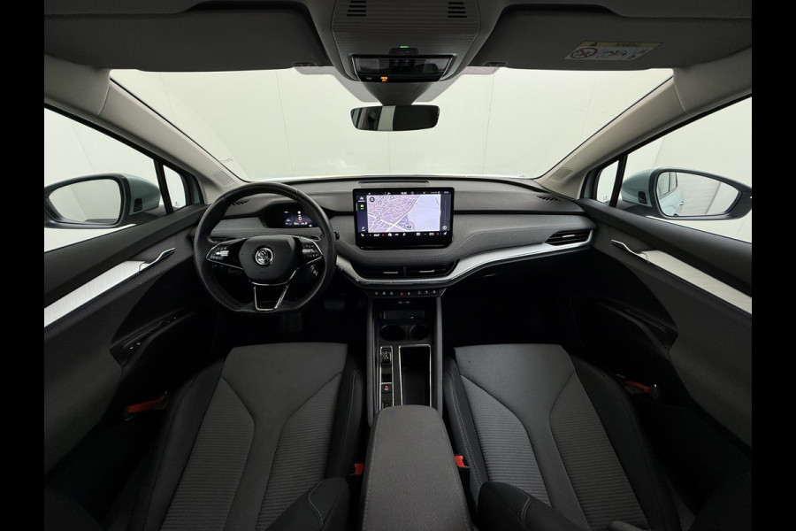 Škoda ENYAQ iV 60 Panoramadak Warmtepomp Trekhaak SOH 93% Elek.Stoel+Memory Navi 3-Zone Ecc 360°Camera Adap.Cruise Apple Carplay Android Auto Stoel+Stuurverwarming Lmv P Assist Keyless advanced Led Matrix Klimaat Plus Origineel Nederlandse Auto 1.000KG Trekgewicht