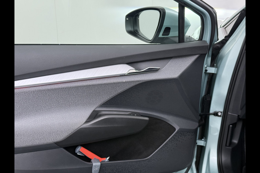 Škoda ENYAQ iV 60 Panoramadak Warmtepomp Trekhaak SOH 93% Elek.Stoel+Memory Navi 3-Zone Ecc 360°Camera Adap.Cruise Apple Carplay Android Auto Stoel+Stuurverwarming Lmv P Assist Keyless advanced Led Matrix Klimaat Plus Origineel Nederlandse Auto 1.000KG Trekgewicht