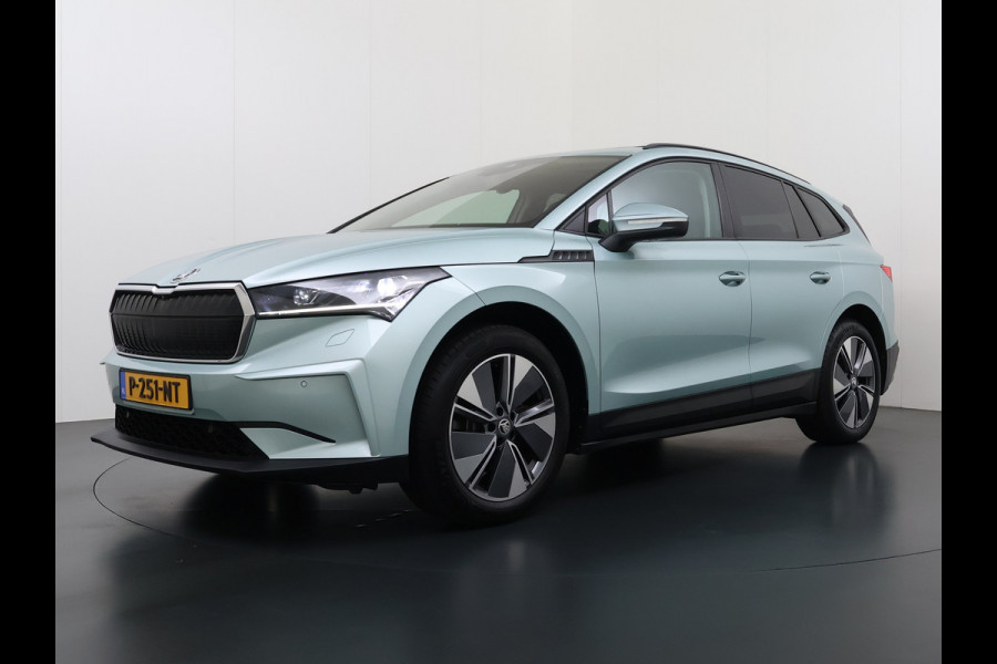 Škoda ENYAQ iV 60 Panoramadak Warmtepomp Trekhaak SOH 93% Elek.Stoel+Memory Navi 3-Zone Ecc 360°Camera Adap.Cruise Apple Carplay Android Auto Stoel+Stuurverwarming Lmv P Assist Keyless advanced Led Matrix Klimaat Plus Origineel Nederlandse Auto 1.000KG Trekgewicht