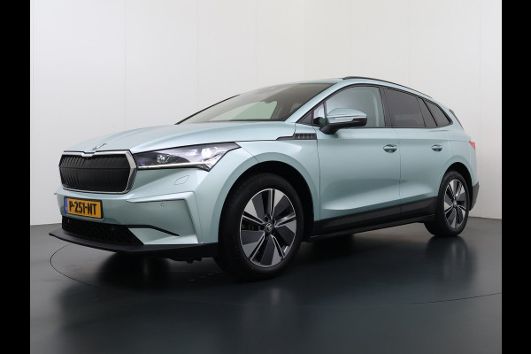 Škoda ENYAQ iV 60 Panoramadak Warmtepomp Trekhaak SOH 93% Elek.Stoel+Memory Navi 3-Zone Ecc 360°Camera Adap.Cruise Apple Carplay Android Auto Stoel+Stuurverwarming Lmv P Assist Keyless advanced Led Matrix Klimaat Plus Origineel Nederlandse Auto 1.000KG Trekgewicht