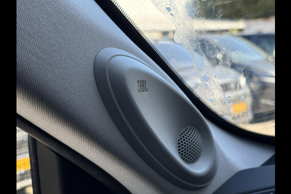 Toyota highlander 2.5-l Hybrid Luxury | VOL! | Pano | Stoel- Verwarming & Ventilatie | Head-Up | JBL | Memory Seats |