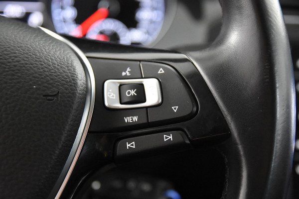 Volkswagen Golf Variant Highline *Leer*Camera*Carplay*Navi*