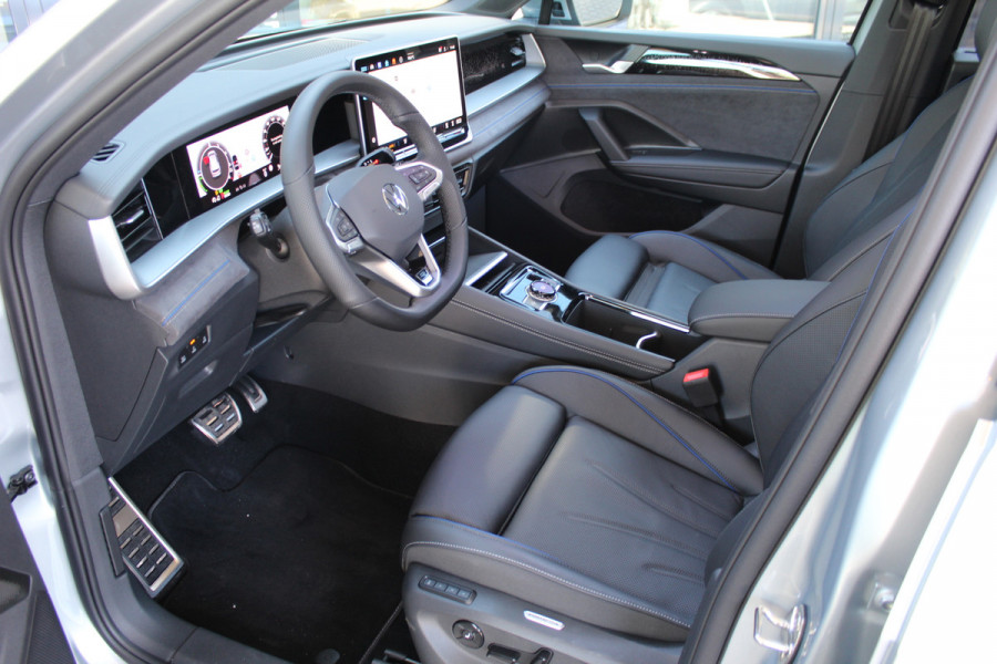 Volkswagen Tayron 1.5 eHybrid R-Line Edition | Leder | 360 camera | Adaptive cruise | Nieuw
