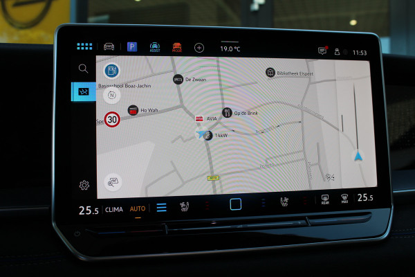 Volkswagen Tayron 1.5 eHybrid R-Line Edition | Leder | 360 camera | Adaptive cruise | Nieuw