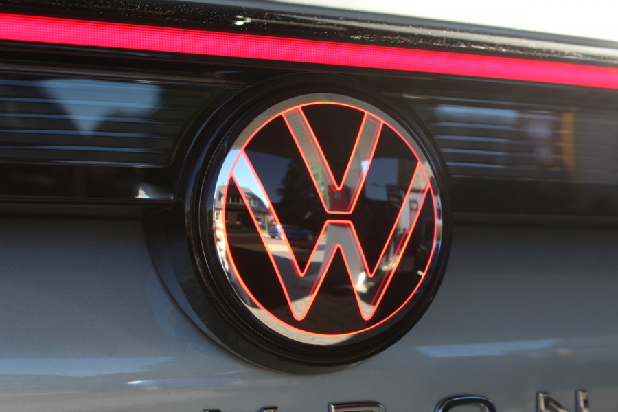 Volkswagen Tayron 1.5 eHybrid R-Line Edition | Leder | 360 camera | Adaptive cruise | Nieuw