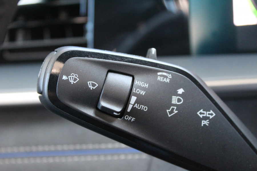Volkswagen Tayron 1.5 eHybrid R-Line Edition | Leder | 360 camera | Adaptive cruise | Nieuw