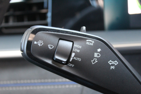 Volkswagen Tayron 1.5 eHybrid R-Line Edition | Leder | 360 camera | Adaptive cruise | Nieuw