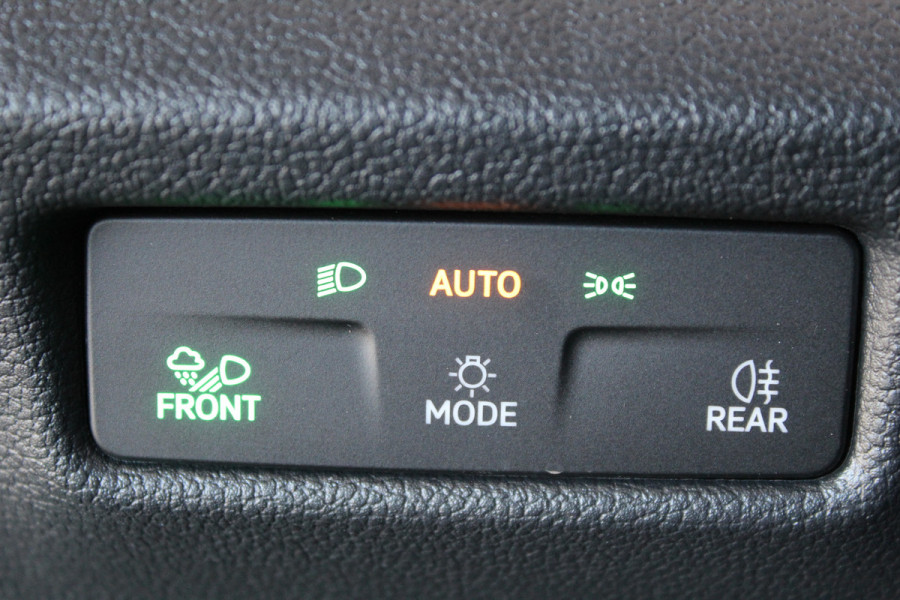 Volkswagen Tayron 1.5 eHybrid R-Line Edition | Leder | 360 camera | Adaptive cruise | Nieuw