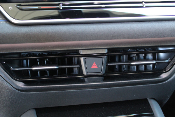Volkswagen Tayron 1.5 eHybrid R-Line Edition | Leder | 360 camera | Adaptive cruise | Nieuw