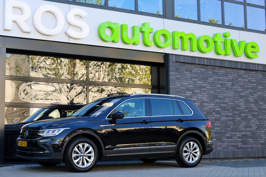 Volkswagen Tiguan 1.5 TSI Life Business | NAP! | PANO | MASSAGE | STOEL/STUURVERW | KEYLESS | ELEK TREKHAAK | ACC |