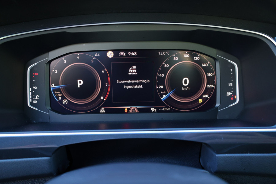 Volkswagen Tiguan 1.5 TSI Life Business | NAP! | PANO | MASSAGE | STOEL/STUURVERW | KEYLESS | ELEK TREKHAAK | ACC |