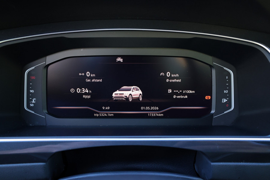 Volkswagen Tiguan 1.5 TSI Life Business | NAP! | PANO | MASSAGE | STOEL/STUURVERW | KEYLESS | ELEK TREKHAAK | ACC |