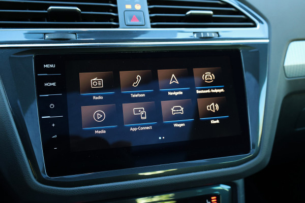 Volkswagen Tiguan 1.5 TSI Life Business | NAP! | PANO | MASSAGE | STOEL/STUURVERW | KEYLESS | ELEK TREKHAAK | ACC |