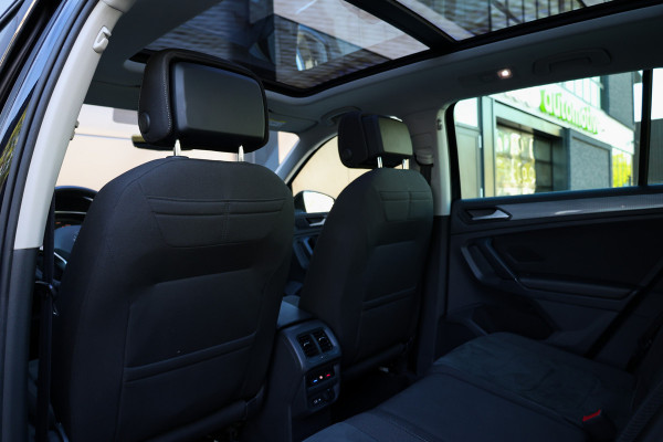 Volkswagen Tiguan 1.5 TSI Life Business | NAP! | PANO | MASSAGE | STOEL/STUURVERW | KEYLESS | ELEK TREKHAAK | ACC |