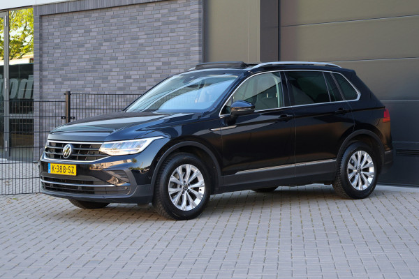 Volkswagen Tiguan 1.5 TSI Life Business | NAP! | PANO | MASSAGE | STOEL/STUURVERW | KEYLESS | ELEK TREKHAAK | ACC |