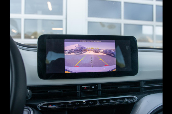 Fiat 500E Icon 42 kWh l SOH 92,8% | Clima | Cruise | Camera | 17" | Priv. Glass | Schuif/Kanteldak | Winter Pack | BSM | Apple Carplay