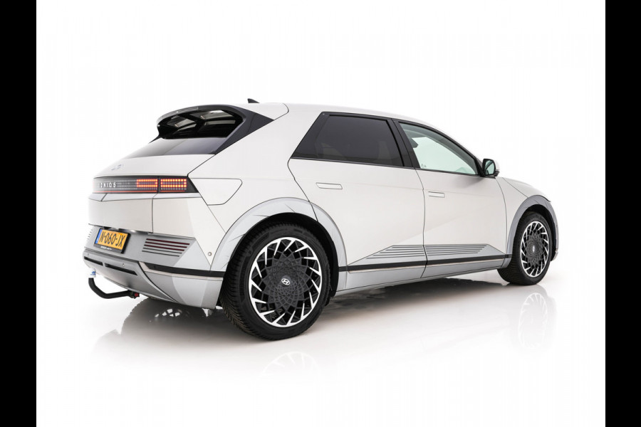 Hyundai IONIQ 5 Lounge 73kWh [ 3-Fase ] {SOH-97%} (INCL-BTW) Aut *HEATPUMP | LEATHER | BOSE-SOUND | FULL-LED | ADAPTIVE-CRUISE | BLINDSPOT | DIGI-COCKPIT | AMBIENTLIGHT | DAB | SHIFTPADDLES | HEAD-UP | NAVI-FULLMAP | KEYLESS | ...