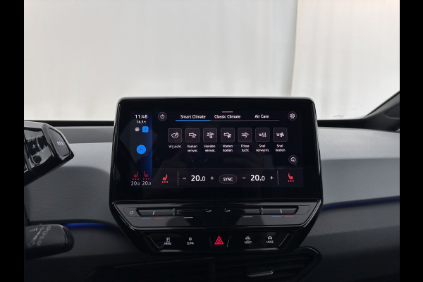 Volkswagen ID.3 First Plus 58 kWh [ 3-Fase ] (INCL.BTW) Aut. *FULL-LED | HEATED-COMFORTSEATS | CAMERA | DIGI-COCKPIT | NAVI-FULLMAP | KEYLESS | PRIVACY-GLASS | AMBIENT-LIGHT | ECC | PDC | CRUISE | 19''ALU*