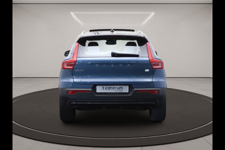 Volvo XC40 Recharge Ultimate 70 kWh 232 PK, Harman/Kardon, Panoramadak, 360 Camera, Adap. Cruise Control