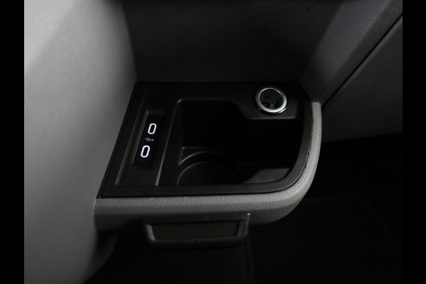 Volkswagen Transporter 2.0 TDI L2H3 28 Bulli 150 PK DSG (Automaat) | Dubbele cabine | Trekhaak | Parkeercamera |