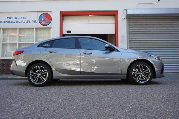 BMW 2 Serie Gran Coupé 218i | Panoramadak | Leer | Sportstoelen | M-Sport accenten | Verwarmd Sportstuur | Stoelverwarming | BMW onderhouden | 2/2026 beurt gehad |