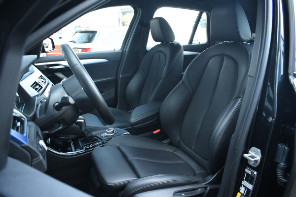 BMW X1 xDrive25e 220pk M-Sport Leder Stuurverw LED El-klep DAB BTW-auto!