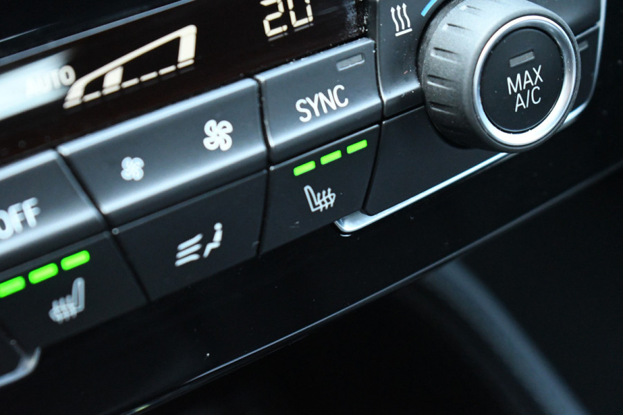 BMW X1 xDrive25e 220pk M-Sport Leder Stuurverw LED El-klep DAB BTW-auto!