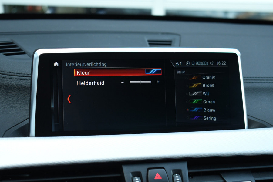 BMW X1 xDrive25e 220pk M-Sport Leder Stuurverw LED El-klep DAB BTW-auto!