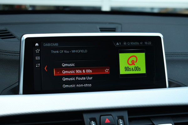 BMW X1 xDrive25e 220pk M-Sport Leder Stuurverw LED El-klep DAB BTW-auto!