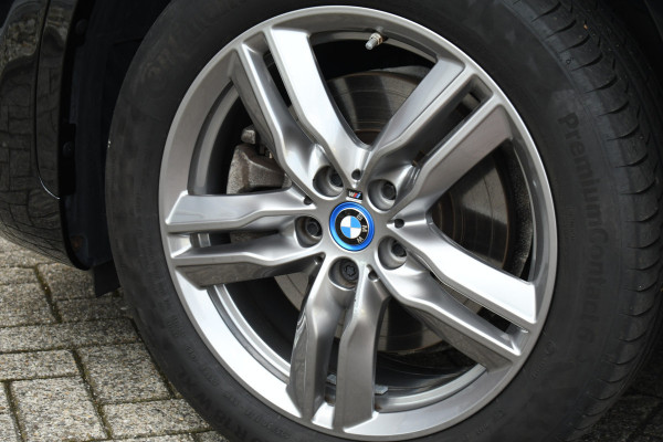 BMW X1 xDrive25e 220pk M-Sport Leder Stuurverw LED El-klep DAB BTW-auto!
