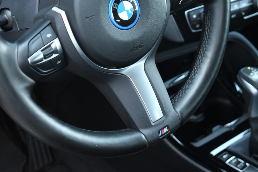 BMW X1 xDrive25e 220pk M-Sport Leder Stuurverw LED El-klep DAB BTW-auto!