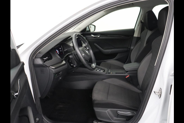Škoda Octavia 1.4 TSI iV PHEV Business Edition | Adaptive cruise | Stuurverwarming | Carplay | Navigatie | Keyless | Full LED | Virtual Cockpit | Parkeerhulp | Climate control | Plug In