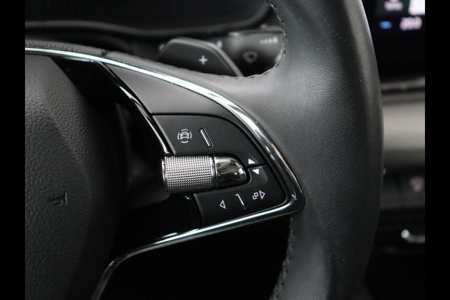 Škoda Octavia 1.4 TSI iV PHEV Business Edition | Adaptive cruise | Stuurverwarming | Carplay | Navigatie | Keyless | Full LED | Virtual Cockpit | Parkeerhulp | Climate control | Plug In