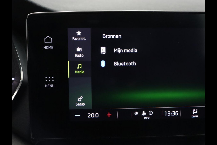 Škoda Octavia 1.4 TSI iV PHEV Business Edition | Adaptive cruise | Stuurverwarming | Carplay | Navigatie | Keyless | Full LED | Virtual Cockpit | Parkeerhulp | Climate control | Plug In