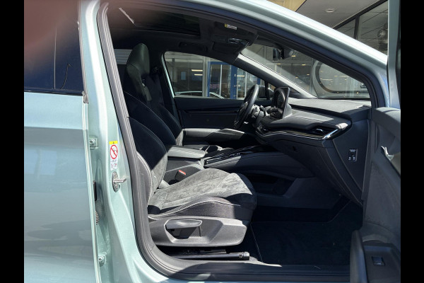 Škoda ENYAQ iV 80 Sportline | Panoramadak | Wegklapbare Trekhaak | Achteruitrijcamera | 21 Inch |