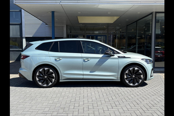 Škoda ENYAQ iV 80 Sportline | Panoramadak | Wegklapbare Trekhaak | Achteruitrijcamera | 21 Inch |