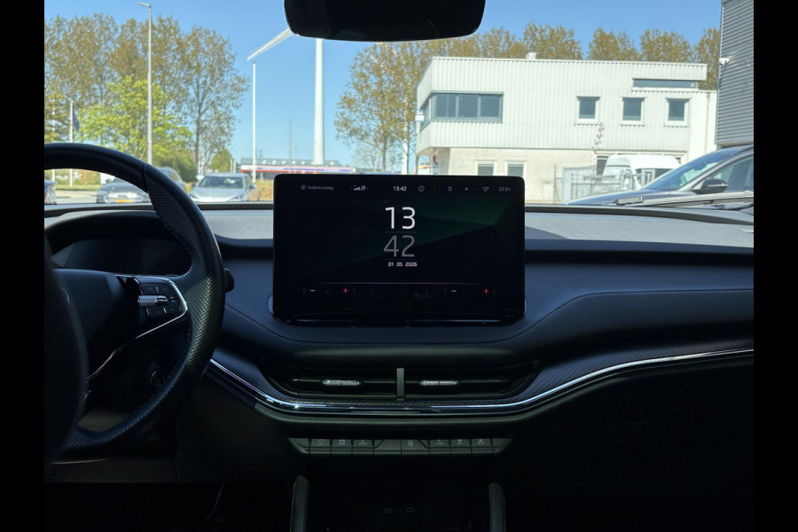 Škoda ENYAQ iV 80 Sportline | Panoramadak | Wegklapbare Trekhaak | Achteruitrijcamera | 21 Inch |