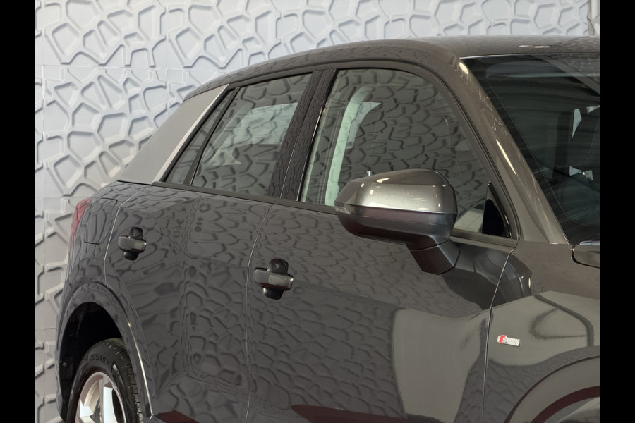 Audi Q2 35 TFSI 1.5 S-LINE ✅ 2026 ✅150PK VIR.COCKPIT ELEK.KLEP TOUCHSCREEN CARPLAY NAVI CAMERA MATRIX LED STOELVERW. PDC KEYLESS 2026 S-EDITION