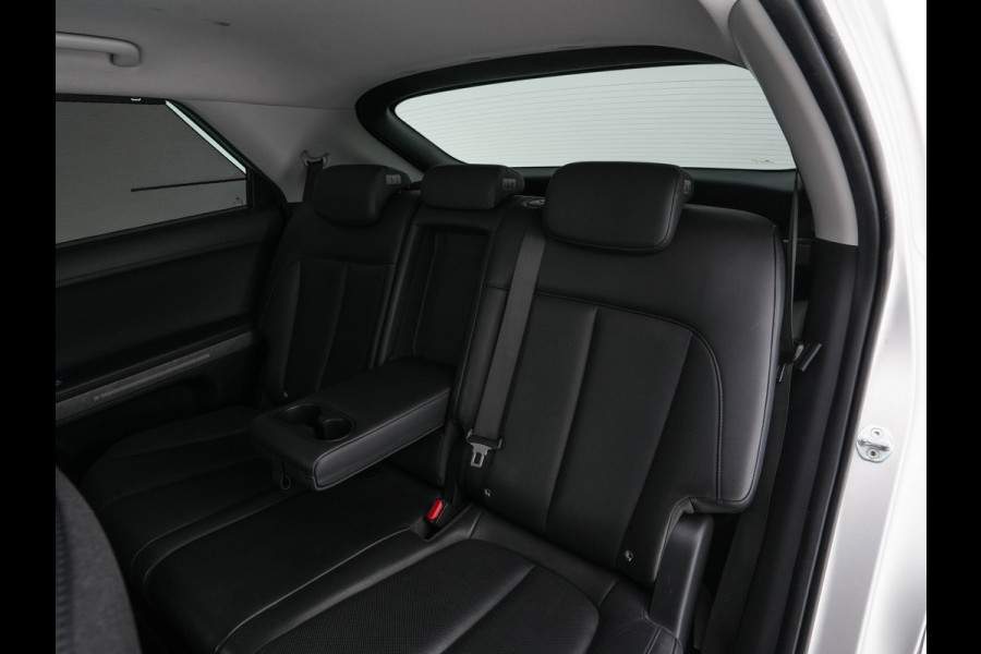 Hyundai IONIQ 5 Lounge 73kWh [ 3-Fase ] {SOH-97%} (INCL-BTW) Aut *HEATPUMP | LEATHER | BOSE-SOUND | FULL-LED | ADAPTIVE-CRUISE | BLINDSPOT | DIGI-COCKPIT | AMBIENTLIGHT | DAB | SHIFTPADDLES | HEAD-UP | NAVI-FULLMAP | KEYLESS | ...