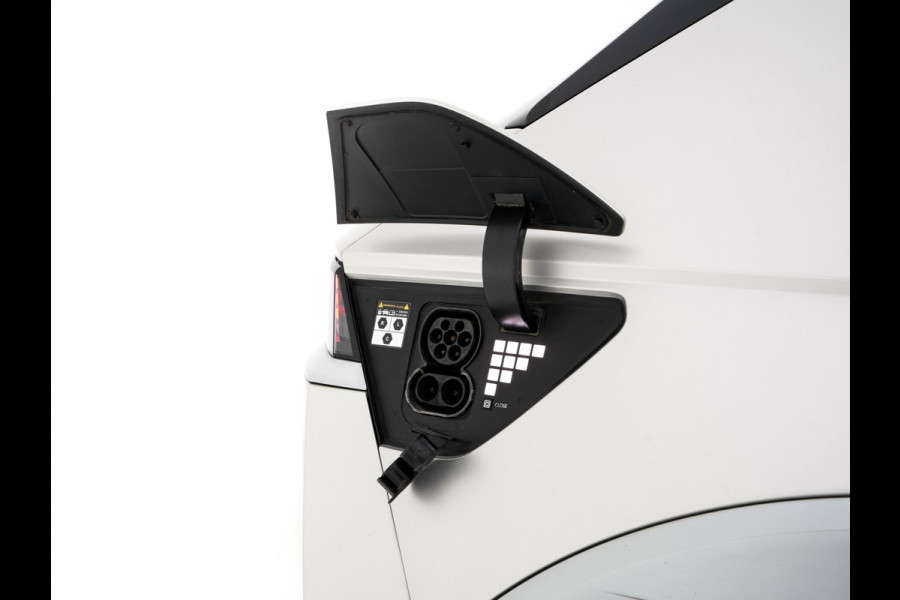 Hyundai IONIQ 5 Lounge 73kWh [ 3-Fase ] {SOH-97%} (INCL-BTW) Aut *HEATPUMP | LEATHER | BOSE-SOUND | FULL-LED | ADAPTIVE-CRUISE | BLINDSPOT | DIGI-COCKPIT | AMBIENTLIGHT | DAB | SHIFTPADDLES | HEAD-UP | NAVI-FULLMAP | KEYLESS | ...