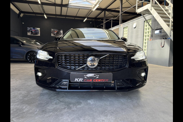 Volvo S60 2.0 B4 Ultimate Dark PANO-H&K-HUD-MEMORY-ACC-NAP