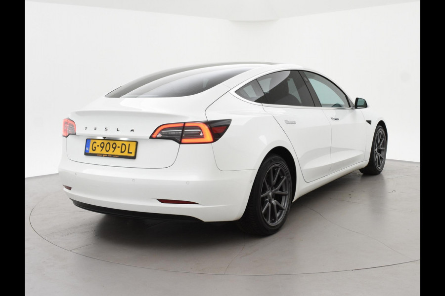 Tesla Model 3 LONG RANGE AWD 75 kWh + CARBON DASHBOARDINLEG | ZWART LEDER | STOELVERW. V+A