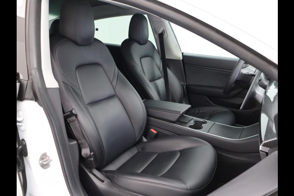 Tesla Model 3 LONG RANGE AWD 75 kWh + CARBON DASHBOARDINLEG | ZWART LEDER | STOELVERW. V+A