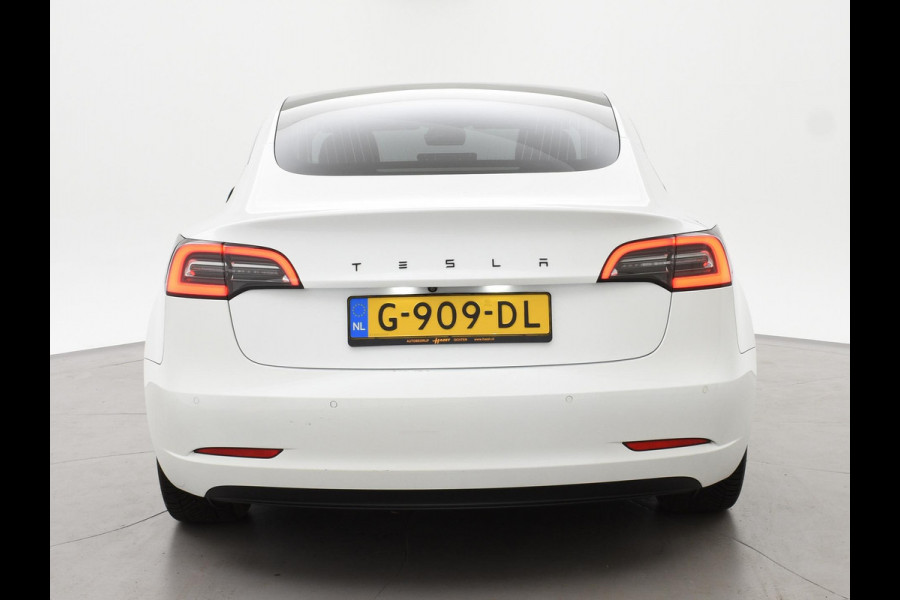 Tesla Model 3 LONG RANGE AWD 75 kWh + CARBON DASHBOARDINLEG | ZWART LEDER | STOELVERW. V+A