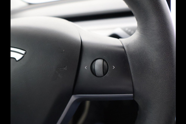 Tesla Model 3 LONG RANGE AWD 75 kWh + CARBON DASHBOARDINLEG | ZWART LEDER | STOELVERW. V+A