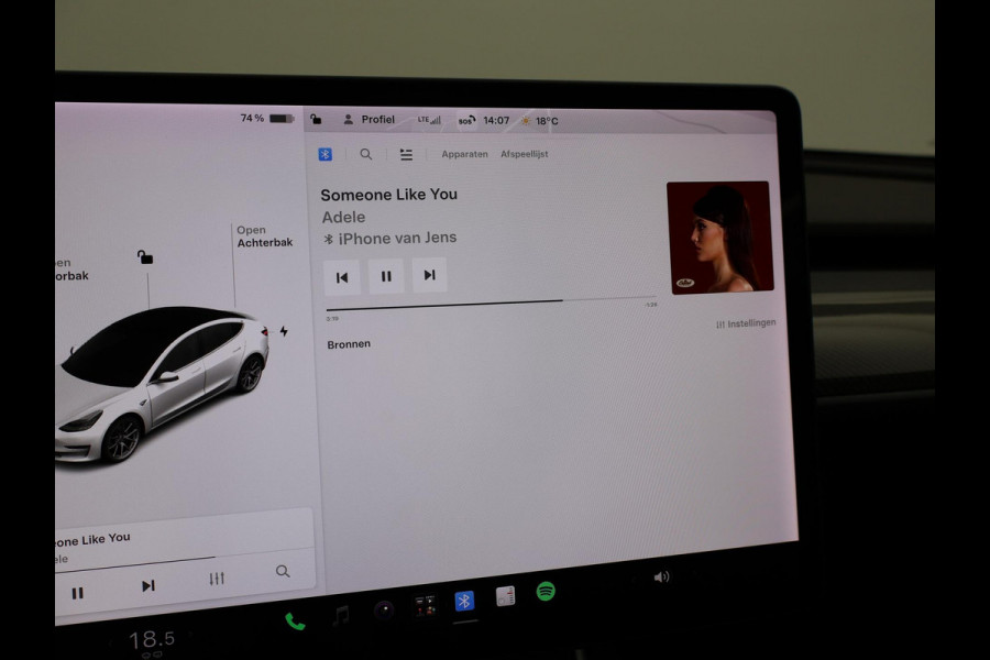 Tesla Model 3 LONG RANGE AWD 75 kWh + CARBON DASHBOARDINLEG | ZWART LEDER | STOELVERW. V+A