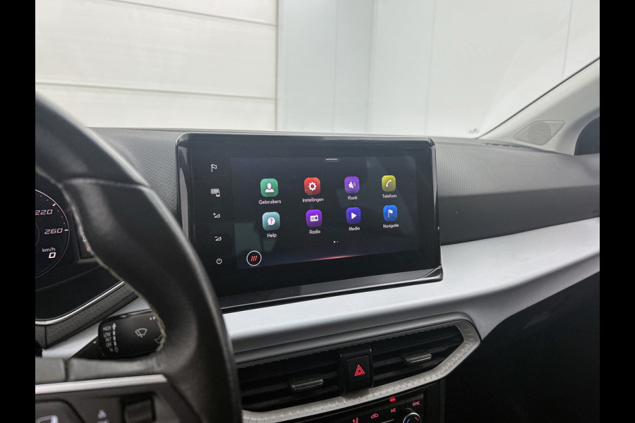 Seat Ibiza 1.0 EcoTSI Style Business Intense (VIRTUAL, CARPLAY, PDC, STOELVERWARMING, CARPLAY, 1e EIGENAAR, GOED ONDERHOUDEN)