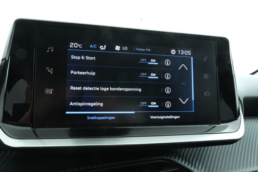 Peugeot 208 1.2 PureTech Allure Pack Apple carplay, climate