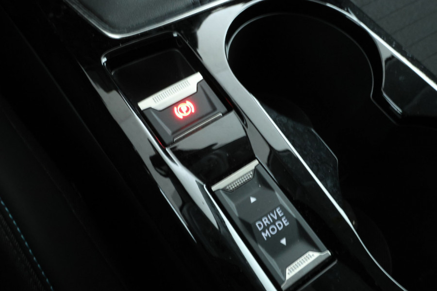 Peugeot 208 1.2 PureTech Allure Pack Apple carplay, climate